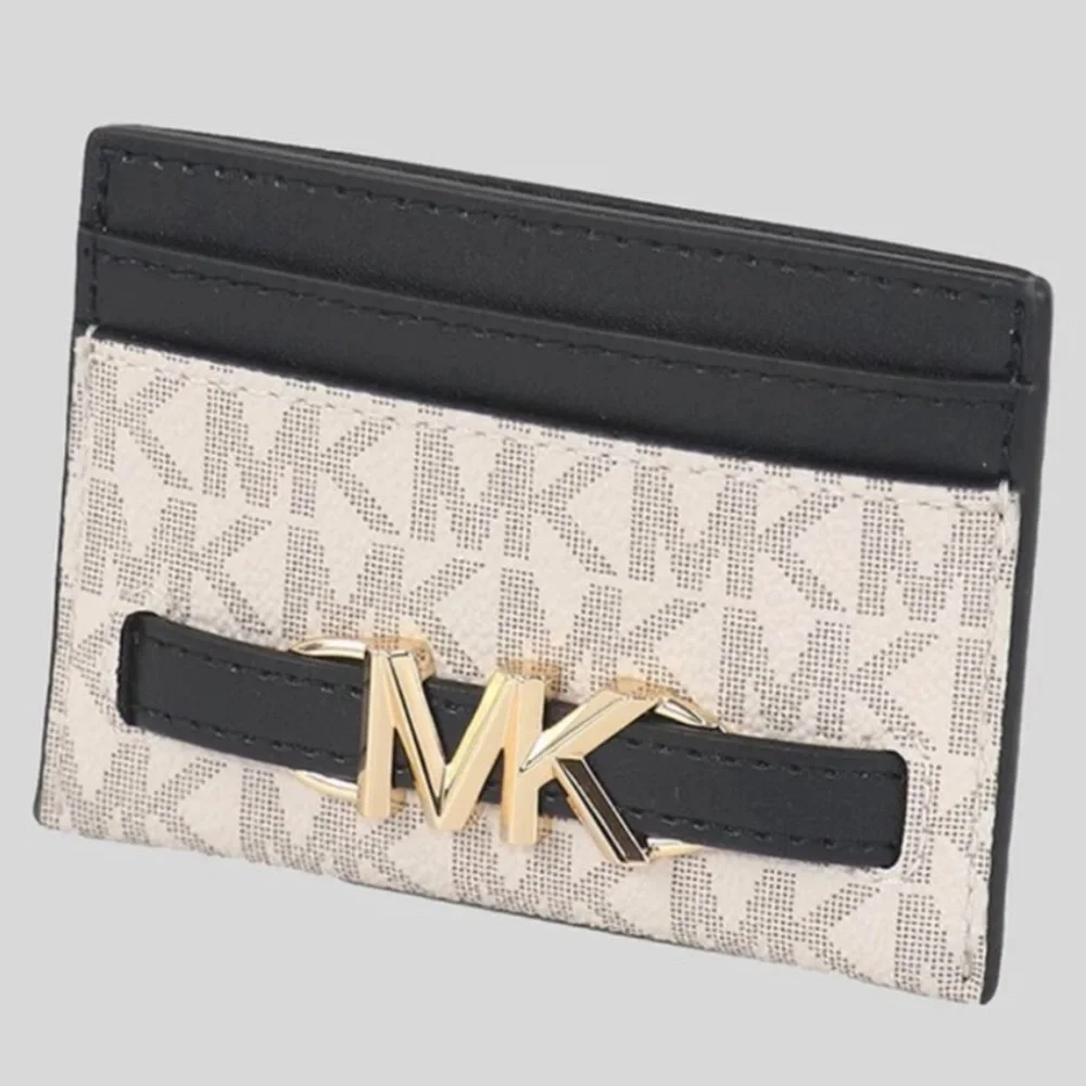 Michael Kors Black and Cream Logo Card Case🖤Sold out at Michael Kors - Picture 1 of 4